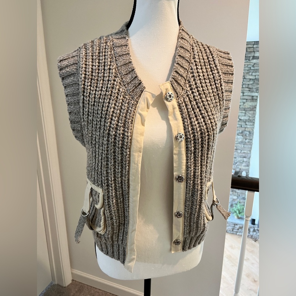 Zara Gray and Cream Knit Vest